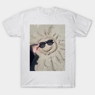 Sunny day at the beach T-Shirt